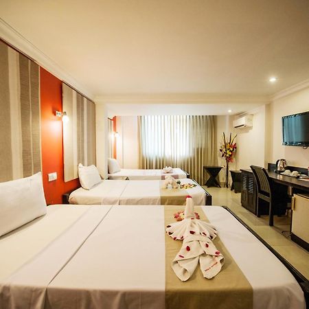 Angkor International Hotel Phnompen Kültér fotó